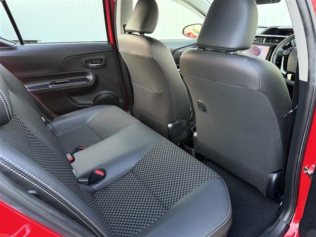 アクア クロスオーバー　Ｂカメラ　地デジ　イモビライザー　ナビＴＶ　エアコン　１オ－ナ－　ＥＳＣ　記録簿　アルミホイール　キーフリー　ＤＶＤ再生可　ＥＴＣ　パワーステアリング　パワーウィンドウ　メモリーナビ　ＡＢＳ（19枚目）