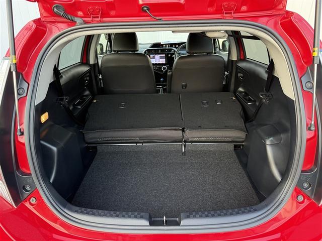 アクア クロスオーバー　Ｂカメラ　地デジ　イモビライザー　ナビＴＶ　エアコン　１オ－ナ－　ＥＳＣ　記録簿　アルミホイール　キーフリー　ＤＶＤ再生可　ＥＴＣ　パワーステアリング　パワーウィンドウ　メモリーナビ　ＡＢＳ（21枚目）