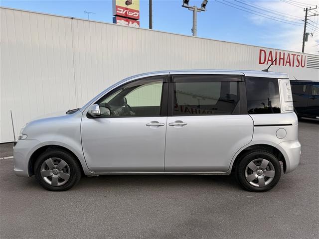 シエンタ DICE-G ワンセグテレビ Pウインドウ WエアB メンテナンスノート メモリーナビ ナビTV 両側自動ドア ABS エアバッグ オートエアコン パワーステアリング アルミホイール(2枚目)