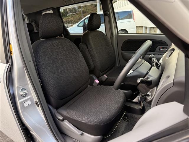 シエンタ DICE-G ワンセグテレビ Pウインドウ WエアB メンテナンスノート メモリーナビ ナビTV 両側自動ドア ABS エアバッグ オートエアコン パワーステアリング アルミホイール(7枚目)