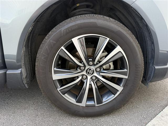 ハリアーハイブリッド Ｇ　リヤカメラ　衝突軽減装置　ＬＥＤライト　電動シート　フルセグＴＶ　アルミホイール　盗難防止装置　オートエアコン　スマートキー　キーレス　横滑り防止　ナビＴＶ　記録簿　エアバッグ　４ＷＤ　メモリーナビ（21枚目）