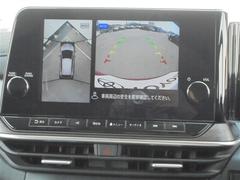 ギアをバックに入れれば、後ろの画像が確認できます！車庫入れの際にあると嬉しいですよね♪ 5