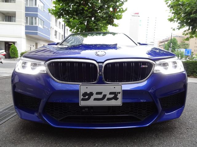 Ｍ５ Ｍ５　正規ディーラー下取車　１オーナー禁煙車　正規ディーラー記録簿４枚完備　ガレージ保管車　走行４７１４６キロ　ＨＤＤナビＴＶ　全周囲カメラ　純正前後ドラレコ　電動ゲート　３面フィルム貼り　Ｂ＆Ｗスピーカー（8枚目）