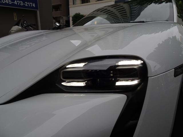 タイカン タイカン　４Ｓ　１オーナー禁煙車　正規ディーラー記録簿６枚完備　ガレージ保管車　車検９年５月２５日迄　純正ナビ　Ｂカメラ　前後センサー　全周囲カメラ　白本革シートヒータ　ＢＬＩＳ　ＥＴＣ　ＡＣＣ　電動ゲート　２０ＡＷ（15枚目）