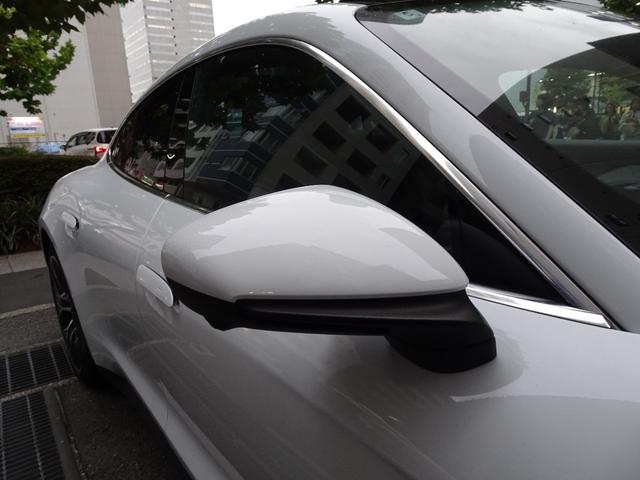 タイカン タイカン　４Ｓ　１オーナー禁煙車　正規ディーラー記録簿６枚完備　ガレージ保管車　車検９年５月２５日迄　純正ナビ　Ｂカメラ　前後センサー　全周囲カメラ　白本革シートヒータ　ＢＬＩＳ　ＥＴＣ　ＡＣＣ　電動ゲート　２０ＡＷ（24枚目）