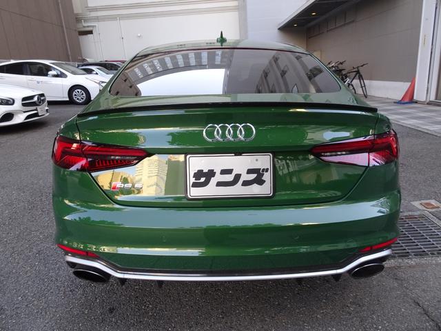 ＲＳ５スポーツバック ベースグレード　禁煙車　正規ディーラー記録簿３枚完備　ソノマグリーンＭ色　ＨＤＤナビ　フルセグＴＶ　Ｂカメラ　前後センサー　全周囲カメラ　黒革ヒーター　電動ゲート　ドラレコ　スペアキー　ＥＴＣ　ＨＵＤ　レーダー　ＣＤ（4枚目）