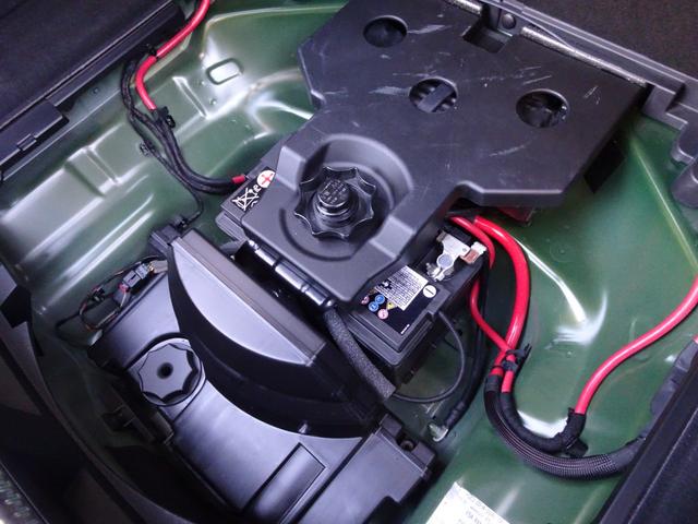 ＲＳ５スポーツバック ベースグレード　禁煙車　正規ディーラー記録簿３枚完備　ソノマグリーンＭ色　ＨＤＤナビ　フルセグＴＶ　Ｂカメラ　前後センサー　全周囲カメラ　黒革ヒーター　電動ゲート　ドラレコ　スペアキー　ＥＴＣ　ＨＵＤ　レーダー　ＣＤ（78枚目）