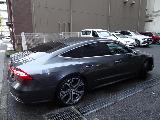 Ａ７スポーツバック ５５ＴＦＳＩクワトロ　Ｓライン　１オーナー禁煙車　正規ディーラー記録簿７枚完備　ガレージ保管車　走行３４９１１Ｋ　デイトナグレーＭ色　ＨＤＤナビ　ＴＶキャンセラー　本革ヒーター　ソフトクローズドア　電動ゲート　純正ＯＰ２１インチＡＷ（2枚目）