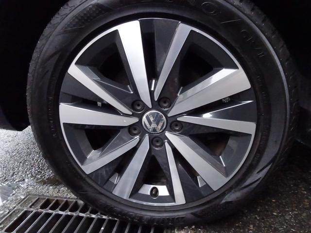 シャラン TDI ハイライン 正規ディーラー下取車 1オーナー禁煙車 正規ディーラー記録簿3枚完備 ガレージ保管車 純正ナビTV バックカメラ 前後センサー 電動ゲート ACC BLIS スペアキー 半革ヒーター ETC 17AW(22枚目)