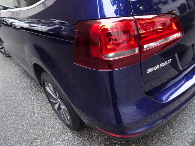 シャラン TDI ハイライン 正規ディーラー下取車 1オーナー禁煙車 正規ディーラー記録簿3枚完備 ガレージ保管車 純正ナビTV バックカメラ 前後センサー 電動ゲート ACC BLIS スペアキー 半革ヒーター ETC 17AW(34枚目)
