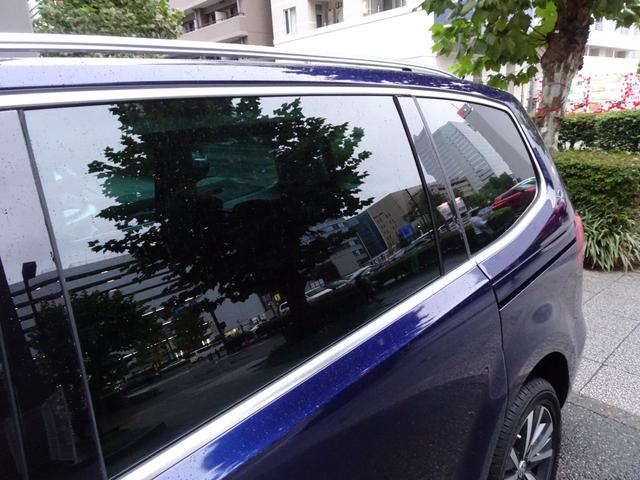 シャラン TDI ハイライン 正規ディーラー下取車 1オーナー禁煙車 正規ディーラー記録簿3枚完備 ガレージ保管車 純正ナビTV バックカメラ 前後センサー 電動ゲート ACC BLIS スペアキー 半革ヒーター ETC 17AW(36枚目)