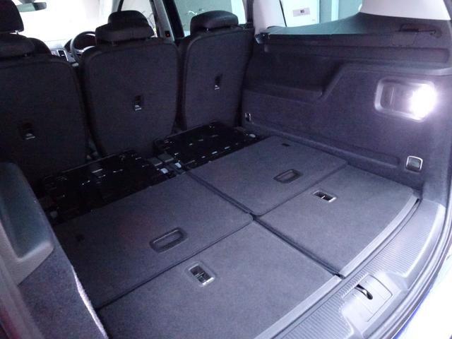 シャラン TDI ハイライン 正規ディーラー下取車 1オーナー禁煙車 正規ディーラー記録簿3枚完備 ガレージ保管車 純正ナビTV バックカメラ 前後センサー 電動ゲート ACC BLIS スペアキー 半革ヒーター ETC 17AW(74枚目)