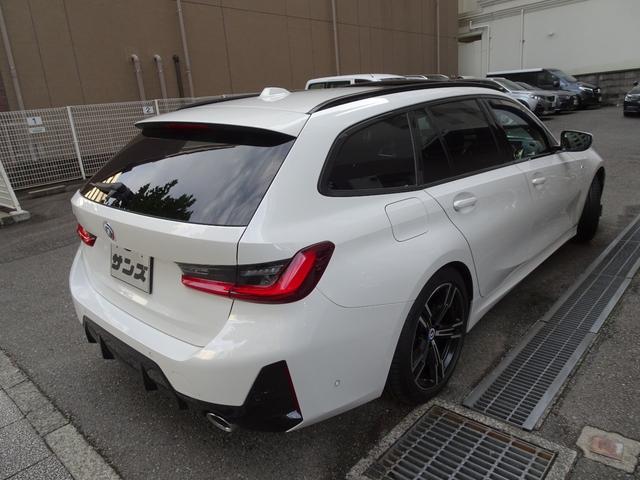 ３シリーズ ３２０ｄ　ｘＤｒｉｖｅツーリング　Ｍスポーツ　後期型　禁煙車　正規ディーラー記録簿２枚完備　車検整備付　ガレージ保管車　ＨＤＤナビ　半革シートヒーター　バックカメラ　前後センサー　サンルーフ　純正前後ドラレコ　ＨＵＤ　ＡＣＣ　電動ゲート　ＥＴＣ（3枚目）