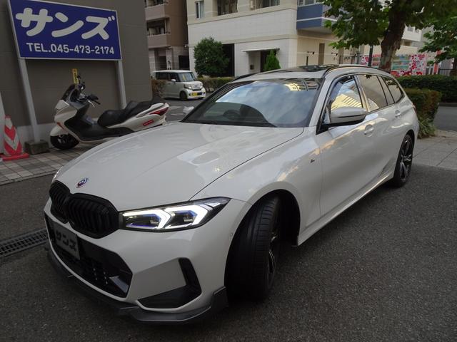 ３シリーズ ３２０ｄ　ｘＤｒｉｖｅツーリング　Ｍスポーツ　後期型　禁煙車　正規ディーラー記録簿２枚完備　車検整備付　ガレージ保管車　ＨＤＤナビ　半革シートヒーター　バックカメラ　前後センサー　サンルーフ　純正前後ドラレコ　ＨＵＤ　ＡＣＣ　電動ゲート　ＥＴＣ（7枚目）