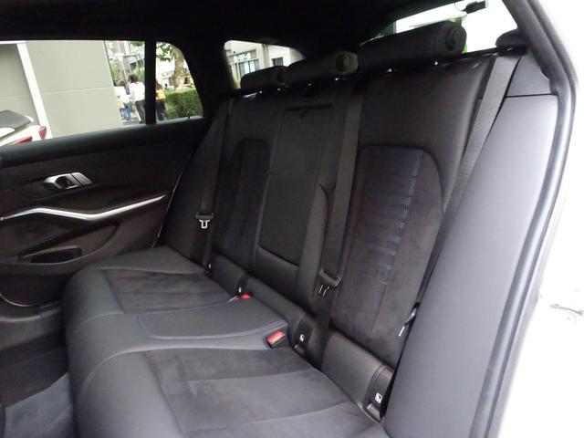 ３シリーズ ３２０ｄ　ｘＤｒｉｖｅツーリング　Ｍスポーツ　後期型　禁煙車　正規ディーラー記録簿２枚完備　車検整備付　ガレージ保管車　ＨＤＤナビ　半革シートヒーター　バックカメラ　前後センサー　サンルーフ　純正前後ドラレコ　ＨＵＤ　ＡＣＣ　電動ゲート　ＥＴＣ（57枚目）