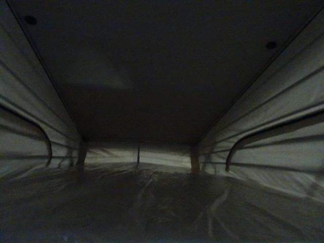 Ｖクラス Ｖ２２０ｄ　マルコポーロホライゾン　正規ディーラー下取車　１オーナー　メンテナンス記録簿４枚完備　車検９年６月２３日迄有り　ＨＤＤナビフルセグＴＶ　バックカメラ　前後センサー　全周囲カメラ　電動ゲート　マットレス未使用　スペアキー　黒革（33枚目）