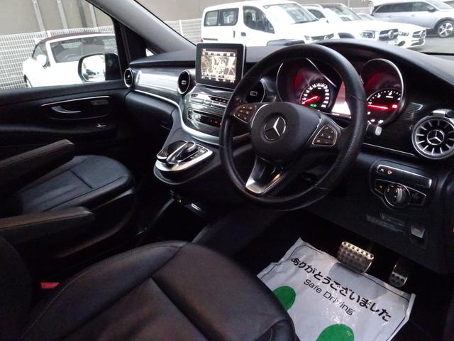 Ｖクラス Ｖ２２０ｄ　マルコポーロホライゾン　正規ディーラー下取車　１オーナー　メンテナンス記録簿４枚完備　車検９年６月２３日迄有り　ＨＤＤナビフルセグＴＶ　バックカメラ　前後センサー　全周囲カメラ　電動ゲート　マットレス未使用　スペアキー　黒革（44枚目）