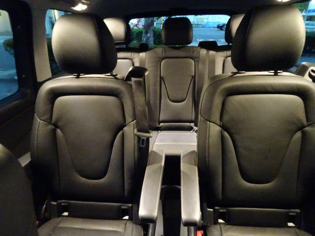 Ｖクラス Ｖ２２０ｄ　マルコポーロホライゾン　正規ディーラー下取車　１オーナー　メンテナンス記録簿４枚完備　車検９年６月２３日迄有り　ＨＤＤナビフルセグＴＶ　バックカメラ　前後センサー　全周囲カメラ　電動ゲート　マットレス未使用　スペアキー　黒革（70枚目）