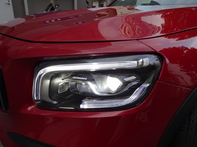 GLB GLB35 4マチック 禁煙車 走行15136K ガレージ保管 車検整備付 レーダーセーフティPKG AMGパフォーマンスステアリング アンビエントライト HDDナビ フルセグTV 純正前後ドラレコ 全周囲カメラ 電動ゲート(18枚目)