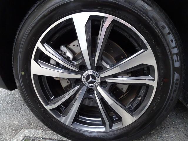 GLB GLB35 4マチック 禁煙車 走行15136K ガレージ保管 車検整備付 レーダーセーフティPKG AMGパフォーマンスステアリング アンビエントライト HDDナビ フルセグTV 純正前後ドラレコ 全周囲カメラ 電動ゲート(20枚目)