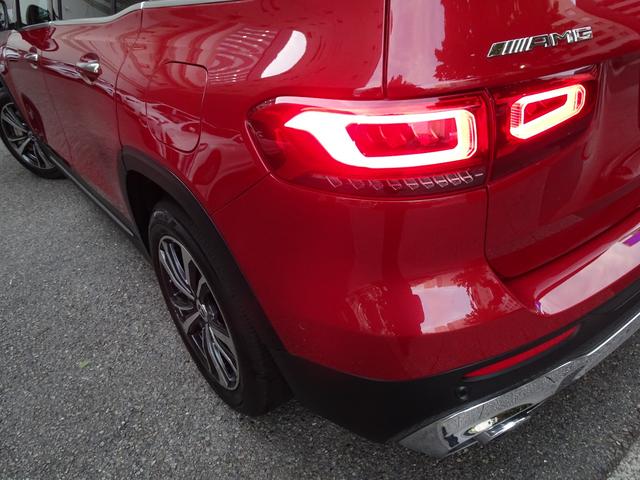 GLB GLB35 4マチック 禁煙車 走行15136K ガレージ保管 車検整備付 レーダーセーフティPKG AMGパフォーマンスステアリング アンビエントライト HDDナビ フルセグTV 純正前後ドラレコ 全周囲カメラ 電動ゲート(32枚目)