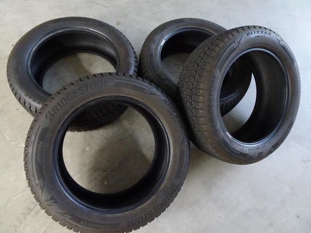 GLB GLB35 4マチック 禁煙車 走行15136K ガレージ保管 車検整備付 レーダーセーフティPKG AMGパフォーマンスステアリング アンビエントライト HDDナビ フルセグTV 純正前後ドラレコ 全周囲カメラ 電動ゲート(43枚目)