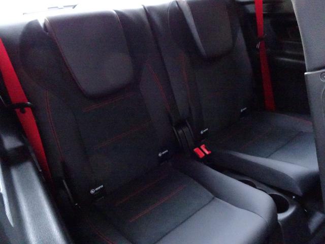 GLB GLB35 4マチック 禁煙車 走行15136K ガレージ保管 車検整備付 レーダーセーフティPKG AMGパフォーマンスステアリング アンビエントライト HDDナビ フルセグTV 純正前後ドラレコ 全周囲カメラ 電動ゲート(59枚目)