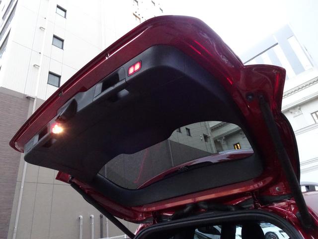 GLB GLB35 4マチック 禁煙車 走行15136K ガレージ保管 車検整備付 レーダーセーフティPKG AMGパフォーマンスステアリング アンビエントライト HDDナビ フルセグTV 純正前後ドラレコ 全周囲カメラ 電動ゲート(77枚目)