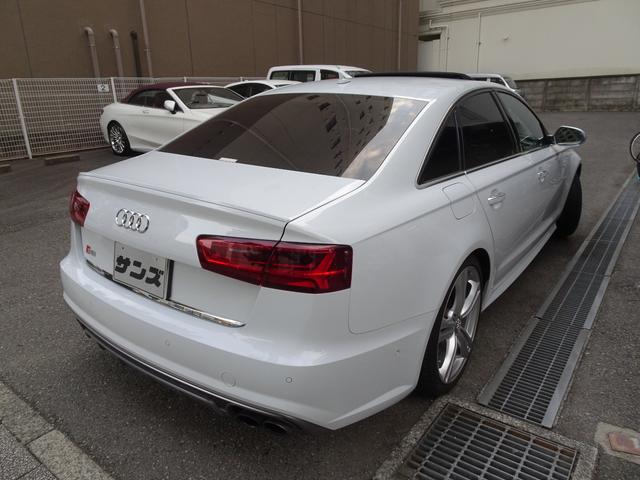 Ｓ６ ベースグレード　後期型　禁煙車　ガレージ保管車　記録簿５枚完備　純正ナビフルセグＴＶ　バックカメラ前後センサー　全周囲カメラ　黒革シートヒーター　ベンチレーション　ＡＣＣ　ＢＬＩＳ　ドラレコ　ＢＯＳＥサウンド　ＥＴＣ（3枚目）