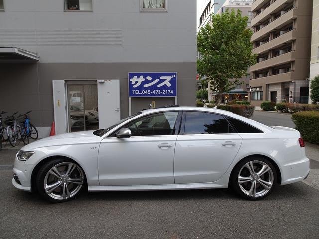 Ｓ６ ベースグレード　後期型　禁煙車　ガレージ保管車　記録簿５枚完備　純正ナビフルセグＴＶ　バックカメラ前後センサー　全周囲カメラ　黒革シートヒーター　ベンチレーション　ＡＣＣ　ＢＬＩＳ　ドラレコ　ＢＯＳＥサウンド　ＥＴＣ（6枚目）