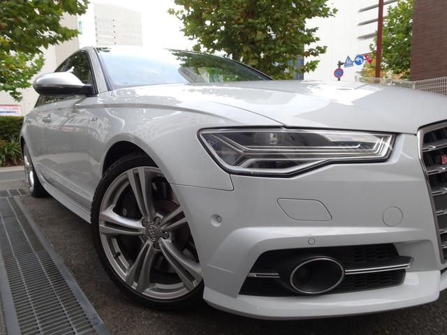 Ｓ６ ベースグレード　後期型　禁煙車　ガレージ保管車　記録簿５枚完備　純正ナビフルセグＴＶ　バックカメラ前後センサー　全周囲カメラ　黒革シートヒーター　ベンチレーション　ＡＣＣ　ＢＬＩＳ　ドラレコ　ＢＯＳＥサウンド　ＥＴＣ（9枚目）