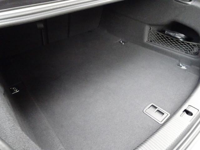 Ｓ６ ベースグレード　後期型　禁煙車　ガレージ保管車　記録簿５枚完備　純正ナビフルセグＴＶ　バックカメラ前後センサー　全周囲カメラ　黒革シートヒーター　ベンチレーション　ＡＣＣ　ＢＬＩＳ　ドラレコ　ＢＯＳＥサウンド　ＥＴＣ（76枚目）