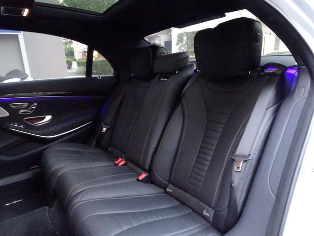 Ｓクラス Ｓ５６０ｅロング　ＡＭＧラインプラス　禁煙車　ガレージ保管車　走行２７７１６キロ　ダイヤモンドシルバー色　ＨＤＤナビＴＶ　全周囲カメラ　黒革ベンチレーション　サンルーフ　電動ゲート　ドラレコ　エアサス　シートマッサージ（58枚目）