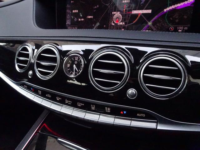 Ｓクラス Ｓ５６０ｅロング　ＡＭＧラインプラス　禁煙車　ガレージ保管車　走行２７７１６キロ　ダイヤモンドシルバー色　ＨＤＤナビＴＶ　全周囲カメラ　黒革ベンチレーション　サンルーフ　電動ゲート　ドラレコ　エアサス　シートマッサージ（69枚目）