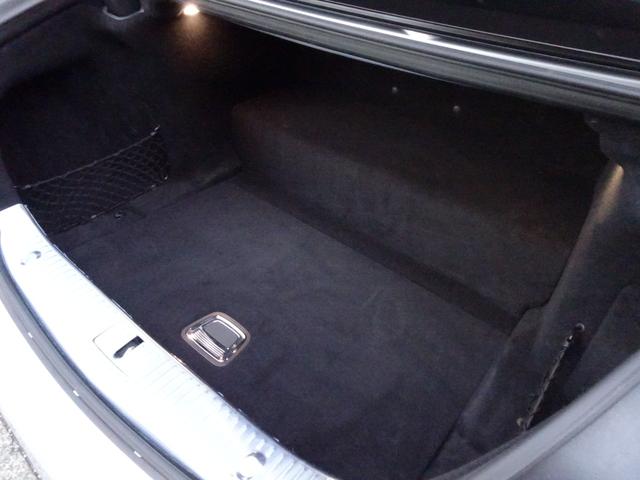 Ｓクラス Ｓ５６０ｅロング　ＡＭＧラインプラス　禁煙車　ガレージ保管車　走行２７７１６キロ　ダイヤモンドシルバー色　ＨＤＤナビＴＶ　全周囲カメラ　黒革ベンチレーション　サンルーフ　電動ゲート　ドラレコ　エアサス　シートマッサージ（77枚目）