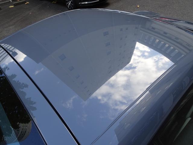 ７１８ケイマン ７１８ケイマン　スポーツクロノパッケージ　１オーナー　禁煙車　メンテナンス記録簿１１枚完備　車検整備付き　白黒コンビ本革シートヒーター　ナビ　バックカメラ　前後センサー　前後ドラレコ　スポーツエグゾーストシステム（16枚目）