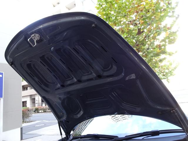 ７１８ケイマン ７１８ケイマン　スポーツクロノパッケージ　１オーナー　禁煙車　メンテナンス記録簿１１枚完備　車検整備付き　白黒コンビ本革シートヒーター　ナビ　バックカメラ　前後センサー　前後ドラレコ　スポーツエグゾーストシステム（37枚目）