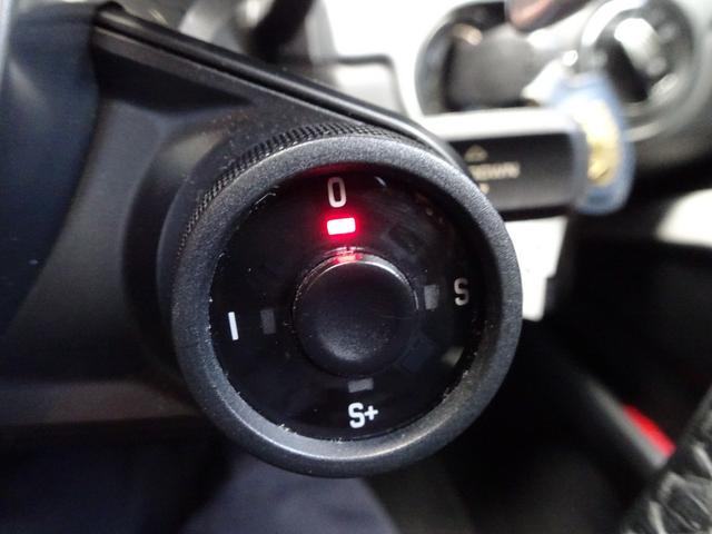 ７１８ケイマン ７１８ケイマン　スポーツクロノパッケージ　１オーナー　禁煙車　メンテナンス記録簿１１枚完備　車検整備付き　白黒コンビ本革シートヒーター　ナビ　バックカメラ　前後センサー　前後ドラレコ　スポーツエグゾーストシステム（55枚目）