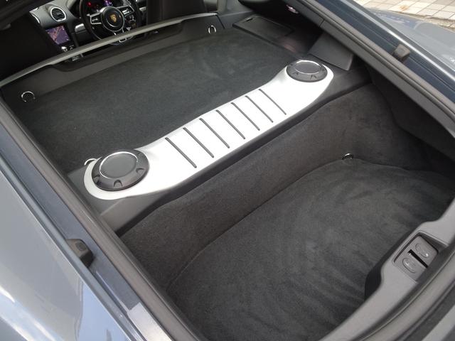 ７１８ケイマン ７１８ケイマン　スポーツクロノパッケージ　１オーナー　禁煙車　メンテナンス記録簿１１枚完備　車検整備付き　白黒コンビ本革シートヒーター　ナビ　バックカメラ　前後センサー　前後ドラレコ　スポーツエグゾーストシステム（63枚目）