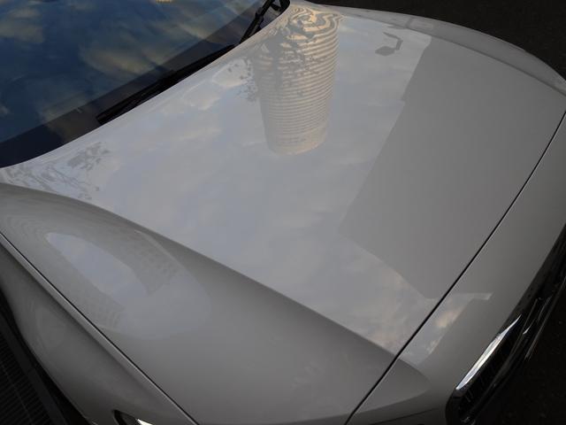 Ｖ６０ リチャージ　ＰＨＶ　Ｔ６　ＡＷＤ　インスクリプション　新車保証継承　禁煙車　正規ディーラー記録簿２枚完備　アップルカープレイ　全周囲カメラ　白本革　全席シートヒータ　ベンチレーション　ＨＵＤ　ＡＣＣ　ハーマンカードンスピーカ　電動ゲート　ＥＴＣ　１９ＡＷ（12枚目）