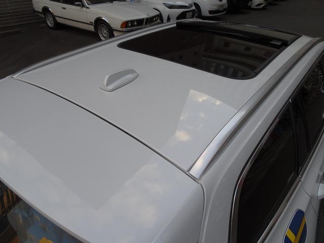 Ｖ６０ リチャージ　ＰＨＶ　Ｔ６　ＡＷＤ　インスクリプション　新車保証継承　禁煙車　正規ディーラー記録簿２枚完備　アップルカープレイ　全周囲カメラ　白本革　全席シートヒータ　ベンチレーション　ＨＵＤ　ＡＣＣ　ハーマンカードンスピーカ　電動ゲート　ＥＴＣ　１９ＡＷ（21枚目）