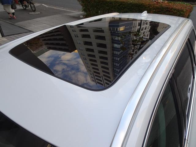 Ｖ６０ リチャージ　ＰＨＶ　Ｔ６　ＡＷＤ　インスクリプション　新車保証継承　禁煙車　正規ディーラー記録簿２枚完備　アップルカープレイ　全周囲カメラ　白本革　全席シートヒータ　ベンチレーション　ＨＵＤ　ＡＣＣ　ハーマンカードンスピーカ　電動ゲート　ＥＴＣ　１９ＡＷ（23枚目）