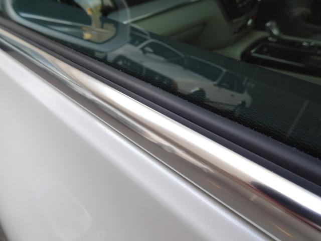 Ｖ６０ リチャージ　ＰＨＶ　Ｔ６　ＡＷＤ　インスクリプション　新車保証継承　禁煙車　正規ディーラー記録簿２枚完備　アップルカープレイ　全周囲カメラ　白本革　全席シートヒータ　ベンチレーション　ＨＵＤ　ＡＣＣ　ハーマンカードンスピーカ　電動ゲート　ＥＴＣ　１９ＡＷ（39枚目）