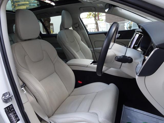 Ｖ６０ リチャージ　ＰＨＶ　Ｔ６　ＡＷＤ　インスクリプション　新車保証継承　禁煙車　正規ディーラー記録簿２枚完備　アップルカープレイ　全周囲カメラ　白本革　全席シートヒータ　ベンチレーション　ＨＵＤ　ＡＣＣ　ハーマンカードンスピーカ　電動ゲート　ＥＴＣ　１９ＡＷ（48枚目）