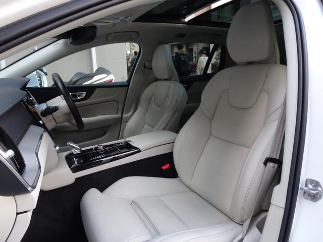 Ｖ６０ リチャージ　ＰＨＶ　Ｔ６　ＡＷＤ　インスクリプション　新車保証継承　禁煙車　正規ディーラー記録簿２枚完備　アップルカープレイ　全周囲カメラ　白本革　全席シートヒータ　ベンチレーション　ＨＵＤ　ＡＣＣ　ハーマンカードンスピーカ　電動ゲート　ＥＴＣ　１９ＡＷ（51枚目）