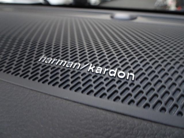 Ｖ６０ リチャージ　ＰＨＶ　Ｔ６　ＡＷＤ　インスクリプション　新車保証継承　禁煙車　正規ディーラー記録簿２枚完備　アップルカープレイ　全周囲カメラ　白本革　全席シートヒータ　ベンチレーション　ＨＵＤ　ＡＣＣ　ハーマンカードンスピーカ　電動ゲート　ＥＴＣ　１９ＡＷ（71枚目）