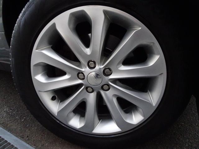 レンジローバー ３．０　Ｖ６　スーパーチャージド　ヴォーグ　禁煙車　メンテナンス記録簿７枚完備　ガレージ保管車　走行６２７７１Ｋ　車検整備付　ＨＤＤナビ　全周囲カメラ　左側電動サイドステップ　ベージュ本革　ベンチレーション　ステアリングヒーター　ＡＣＣ　Ｓキー（17枚目）