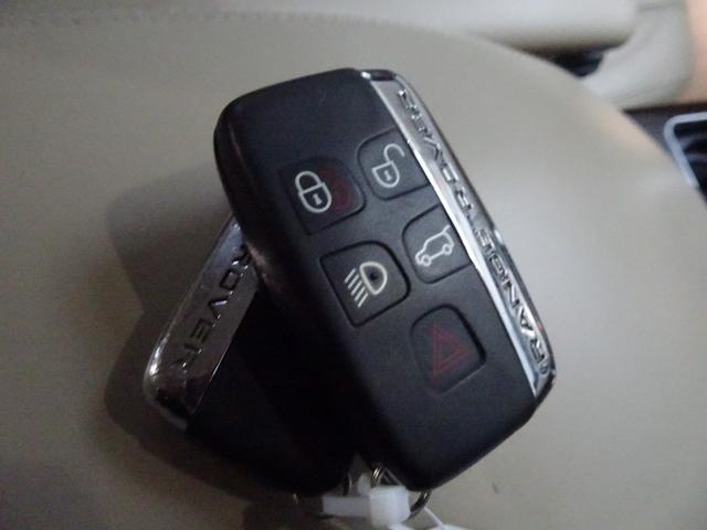 レンジローバー ３．０　Ｖ６　スーパーチャージド　ヴォーグ　禁煙車　メンテナンス記録簿７枚完備　ガレージ保管車　走行６２７７１Ｋ　車検整備付　ＨＤＤナビ　全周囲カメラ　左側電動サイドステップ　ベージュ本革　ベンチレーション　ステアリングヒーター　ＡＣＣ　Ｓキー（68枚目）