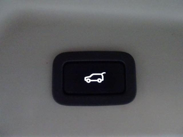 レンジローバー ３．０　Ｖ６　スーパーチャージド　ヴォーグ　禁煙車　メンテナンス記録簿７枚完備　ガレージ保管車　走行６２７７１Ｋ　車検整備付　ＨＤＤナビ　全周囲カメラ　左側電動サイドステップ　ベージュ本革　ベンチレーション　ステアリングヒーター　ＡＣＣ　Ｓキー（75枚目）