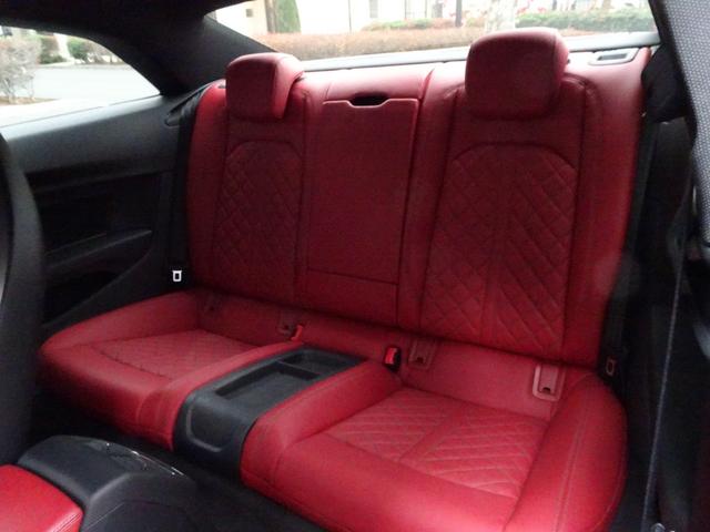 Ｓ５ ベースグレード　禁煙車　ガレージ保管車　セーフティＰＫＧ　レザーＰＫＧ　ナビ　フルセグＴＶ　Ｂカメラ　前後センサー　全周囲カメラ　純正前後ドラレコ　３面フィルム貼　赤キャリパー　ＥＴＣ　Ｓキー　赤本革シートマッサージ（49枚目）